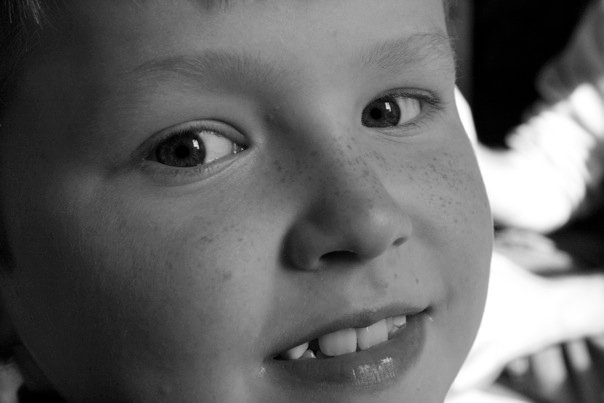 72745_1661264859663_6271870_n (1)